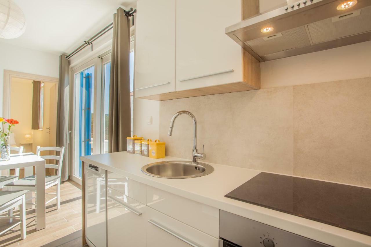 Apartment D Cres Kültér fotó