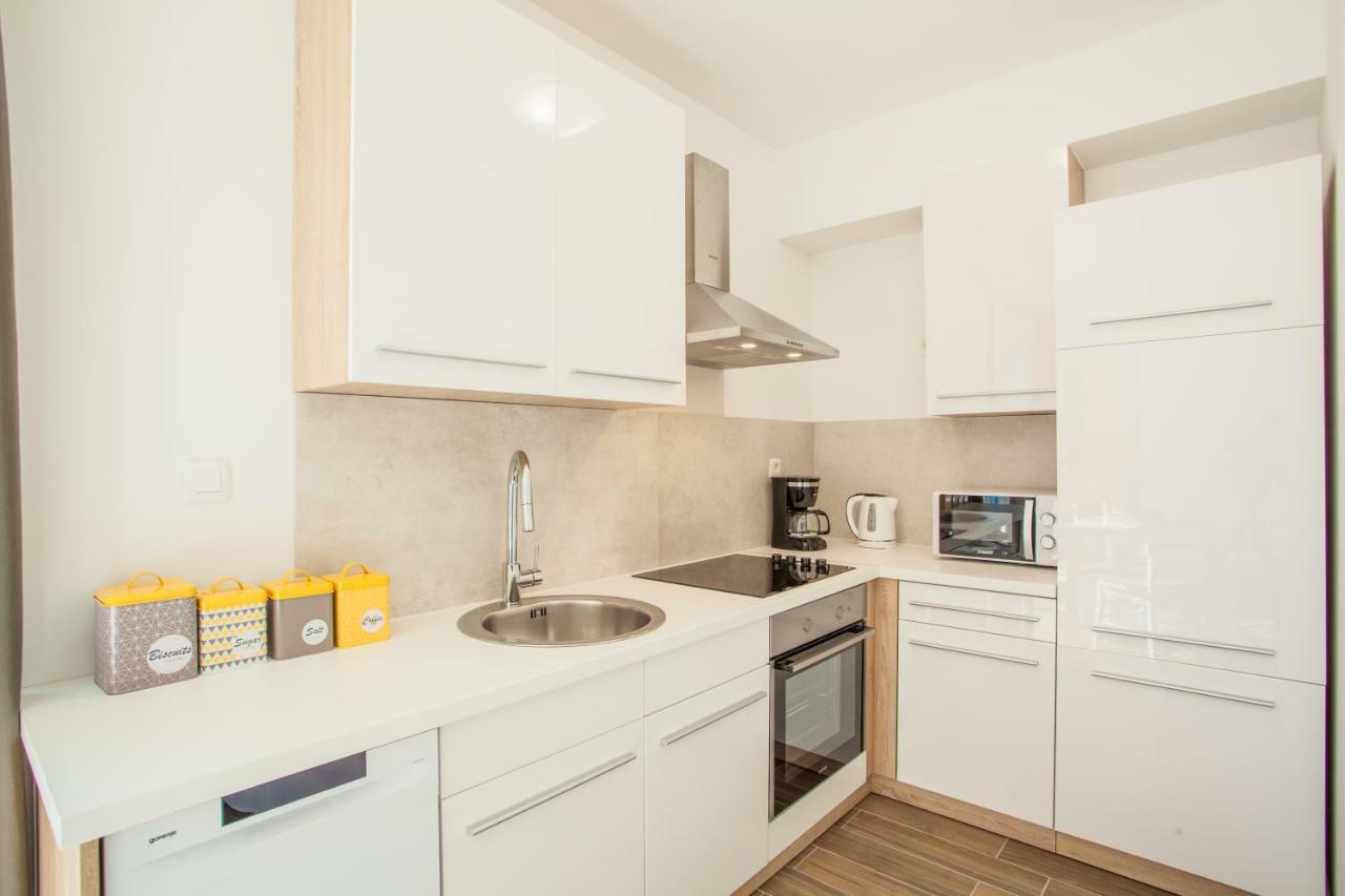 Apartment D Cres Kültér fotó
